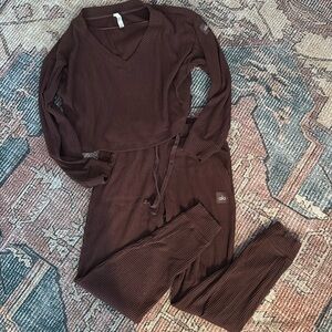 Alo Yoga Lounge Set